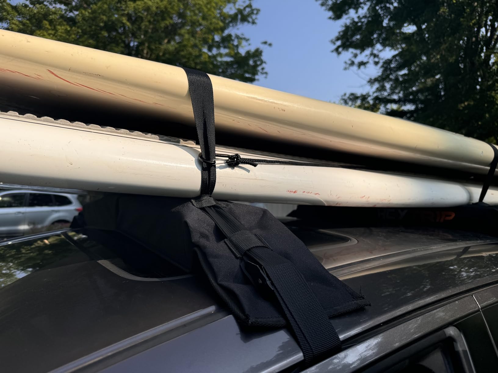 HEYTRIP Universal Soft Roof Rack Pads for Kayak/Surfboard/SUP/Canoe with 15FT Tie-Down Straps and Storage Bag customer photo 2