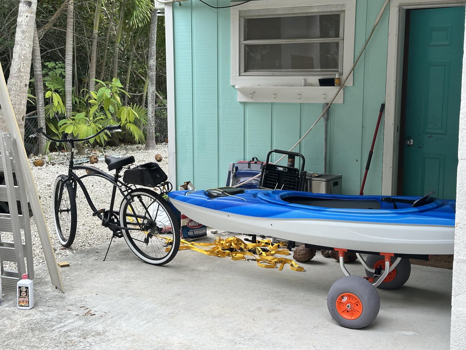 VEVOR Heavy Duty Kayak Cart, 350lbs Load Capacity, Detachable Canoe Trolley with 13'' Beach Wheels, Adjustable Carrier Width & Nonslip Support Foot, for Kayaks Canoes Paddleboards Float Mats Jon Boats customer photo 1