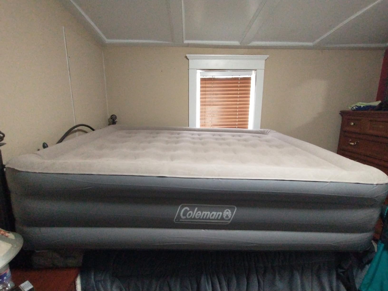 ETENWOLF AIR 3 Air Pump for Inflatables with 2600 mAh Battery & Camping Light, Ultra-Fast and Mini Electric Air Pump, Inflate Deflate for Air Mattress, Pool Floats, Vacuum Storage Bags - Customer Photo 2