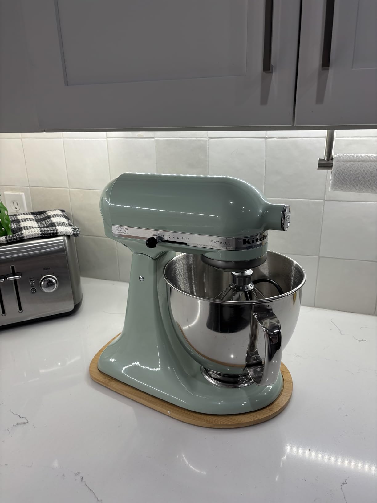 KitchenAid Artisan Series 5 Quart Tilt Head Stand Mixer with Pouring Shield KSM150PS, Pistachio customer photo 2