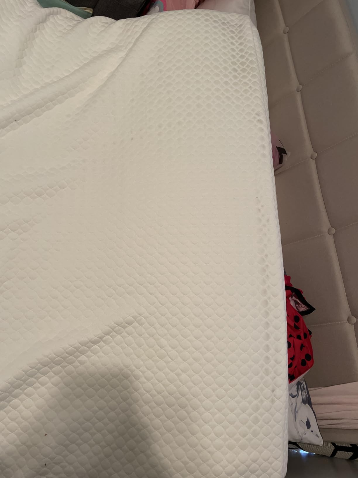 FDW 8 Inch Twin Mattress Medium Firm Gel Memory Foam Mattress White Bed in a Box, CertiPUR-US Certified Pressure Relief, Cooling Ventilated Foam Washable Removable Cover customer photo 2