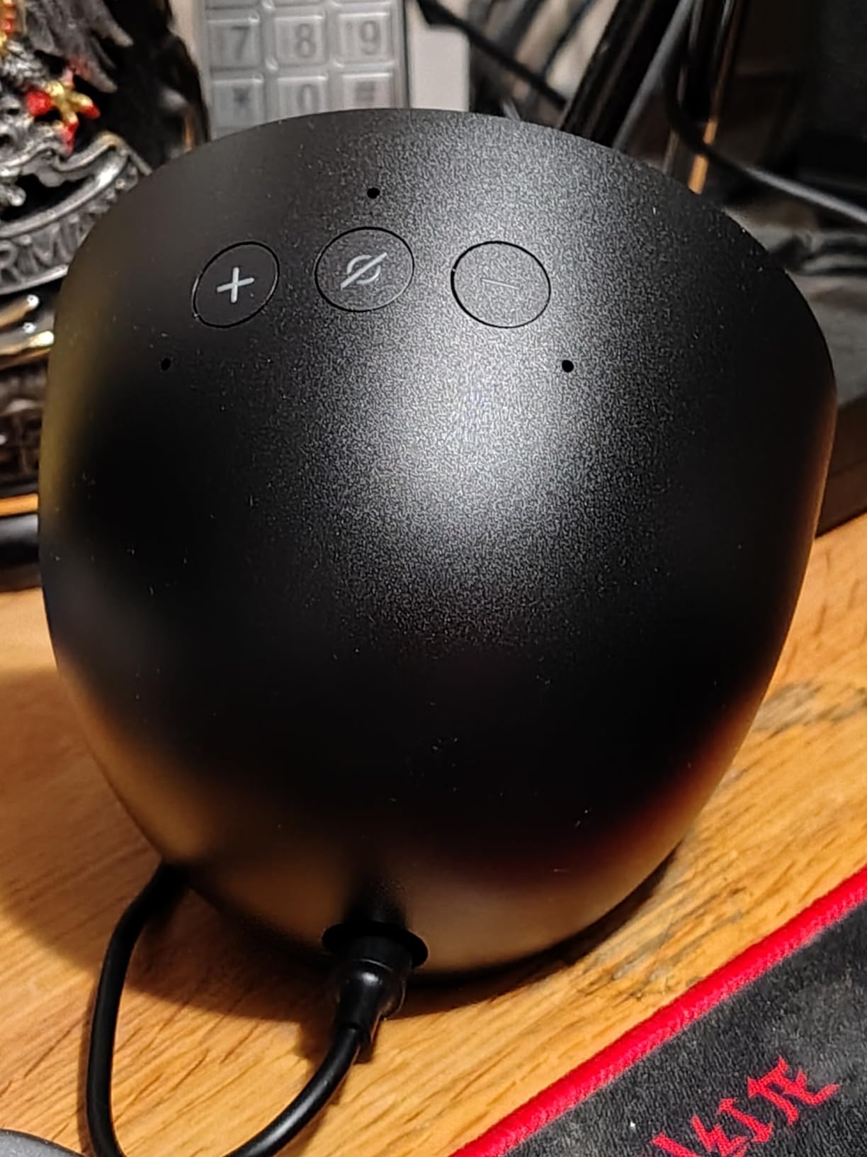 Echo Spot (newest model), Great for nightstands, offices and kitchens, Smart alarm clock, Designed for Alexa+, Black customer photo 2