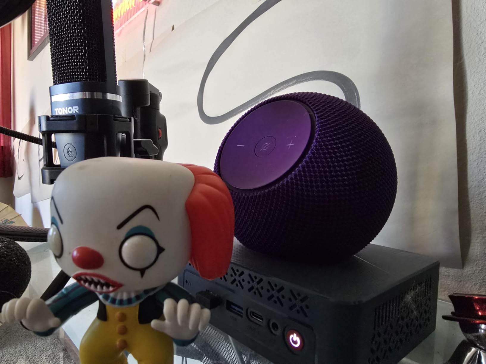 Echo Dot Max (newest model), Alexa speaker with room-filling sound and nearly 3x bass, Great for living rooms and medium-sized spaces, Designed for Alexa+, Graphite customer photo 1