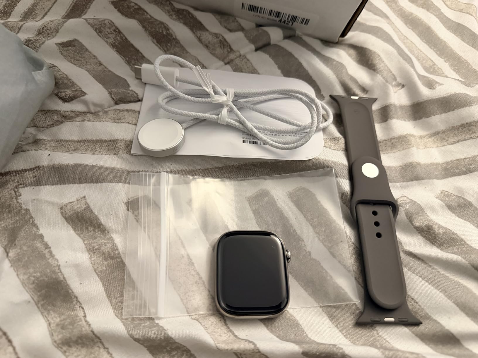 Watch Series 10 [GPS + Cellular 42mm case] Smartwatch with Slate Titanium Case with Slate Milanese Loop. Fitness Tracker, ECG App, Always-On Retina Display, Carbon Neutral customer photo 1