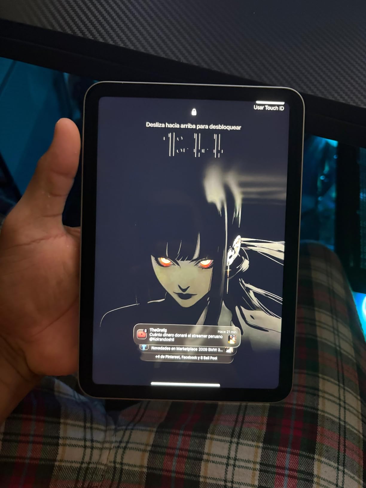 Apple iPad mini (A17 Pro): Apple Intelligence, 8.3-inch Liquid Retina Display, 256GB, Wi-Fi 6E, 12MP Front/12MP Back Camera, Touch ID, All-Day Battery Life - Space Gray customer photo 2