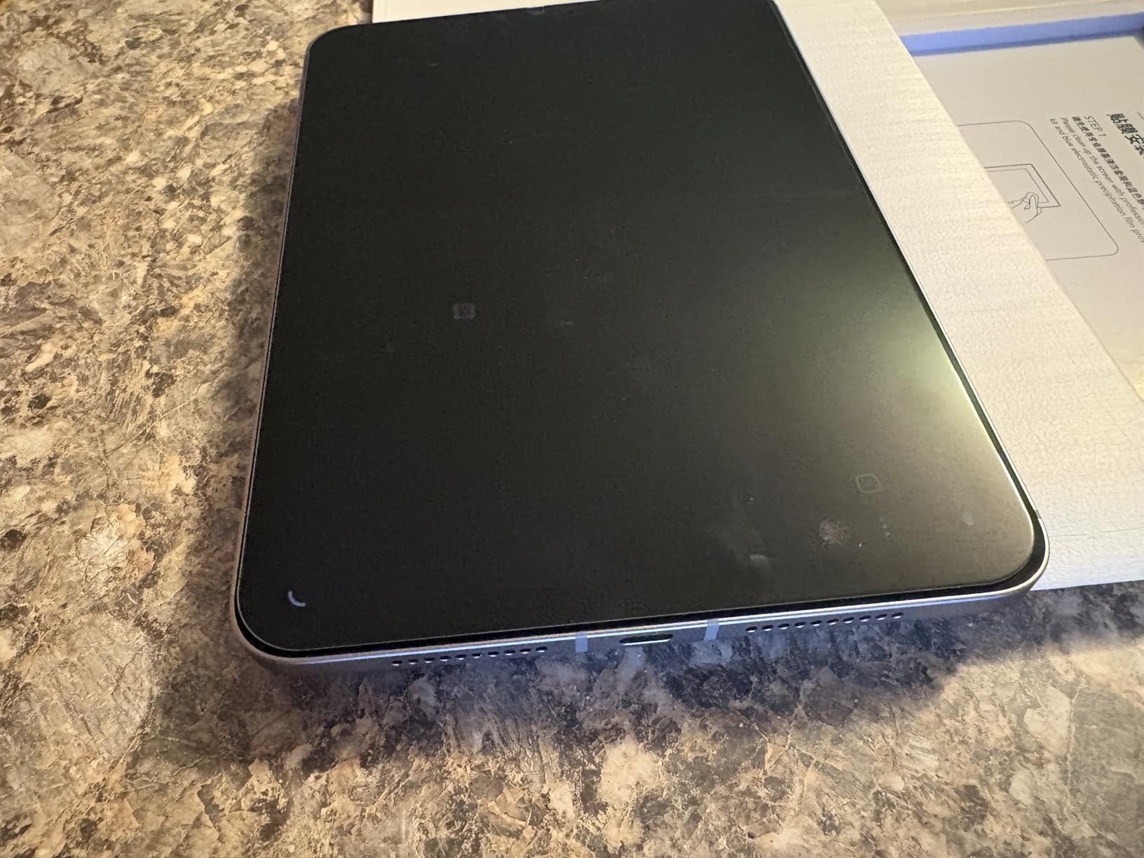 Apple iPad mini (A17 Pro): Apple Intelligence, 8.3-inch Liquid Retina Display, 128GB, Wi-Fi 6E + 5G Cellular, 12MP Front/12MP Back Camera, Touch ID, All-Day Battery Life - Space Gray customer photo 2