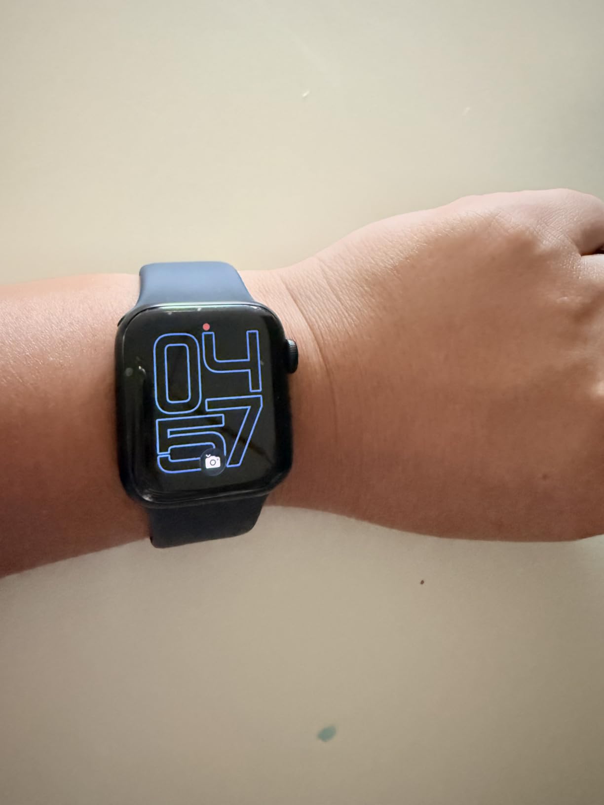 Watch SE 3 [GPS 40mm] Smartwatch with Starlight Aluminum Case with Starlight Sport Band - S/M. Fitness and Sleep Trackers, Heart Rate Monitor, Always-On Display, Water Resistant customer photo 1