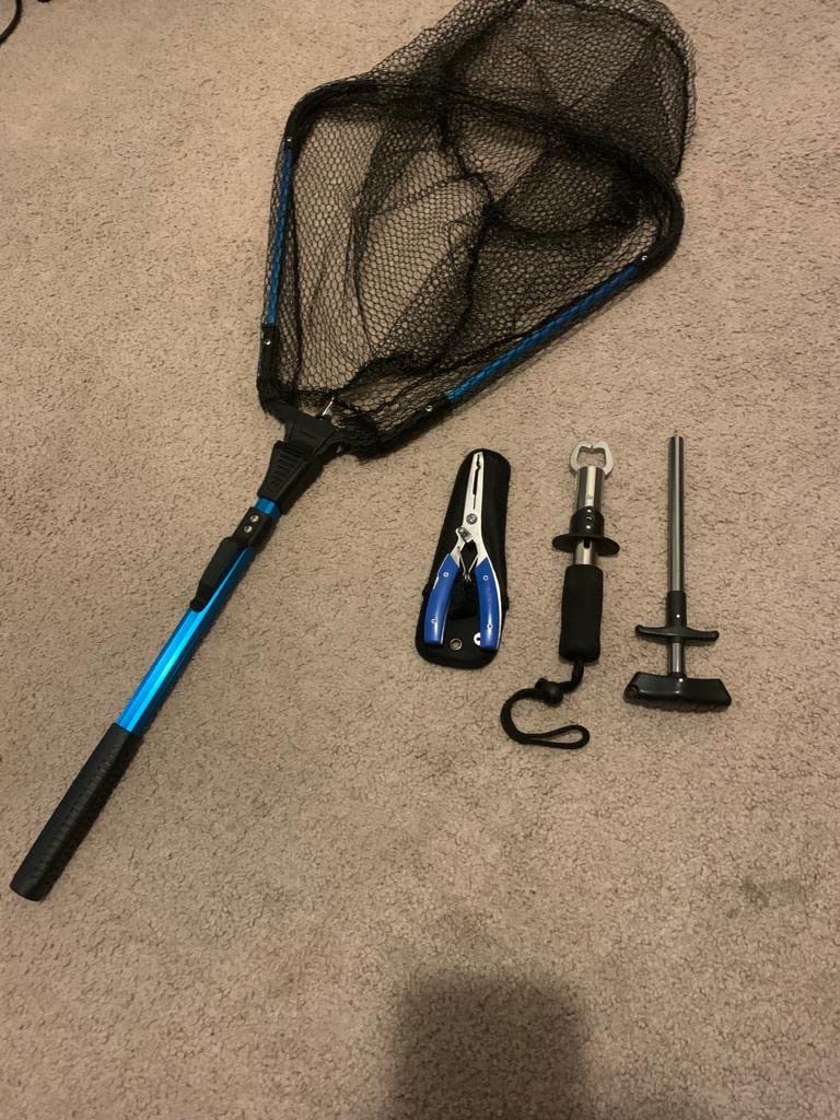 Kayak Landing Net, Foldable Landing Net Fishing Tool Kit 4PCS with Pliers Fish Gripper Hook Remover, Freshwater Saltwater customer photo 1
