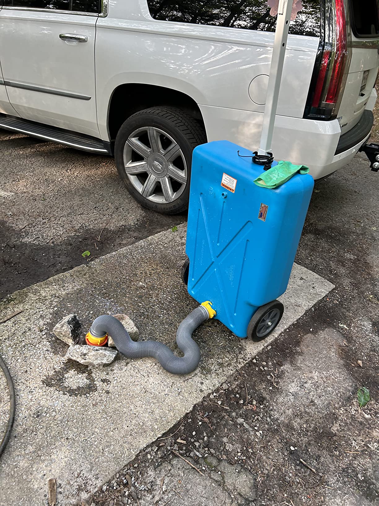 Barker 11104 Tote-Along Tank - 22 Gallon, Blue customer photo 2