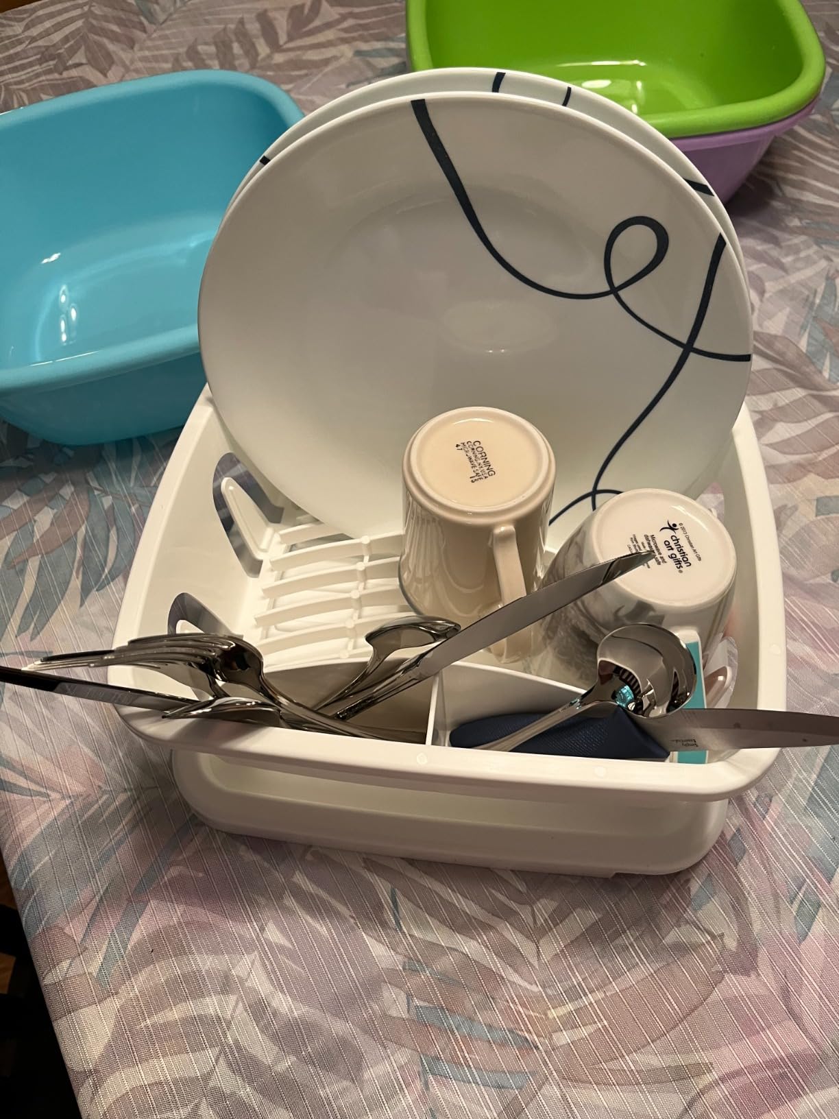 Camco RV Mini Dish Drainer & Tray - Features a Sloped Drain Tray Design, Heavy-Duty Construction - Ideal for Small Spaces, Apartments, Boats, and More -9.5