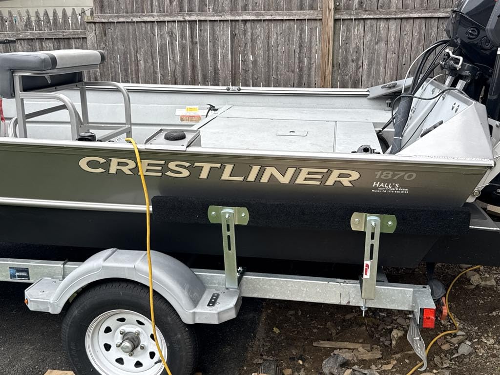 Extreme Max 3005.2199 Bunk Trailer Guide-On - 4', Pair customer photo 1