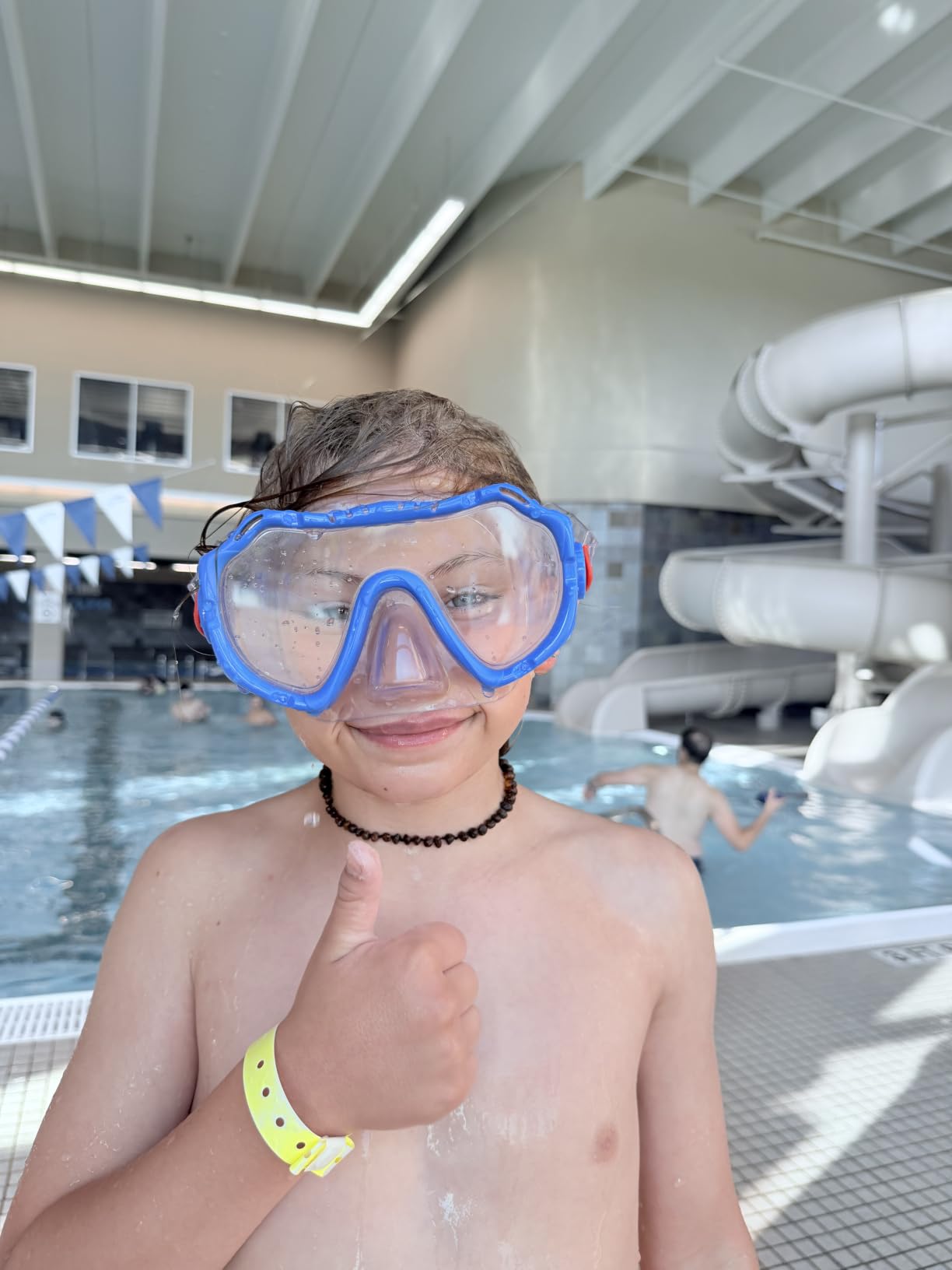 Jaws Quick Spit Anti-Fog Spray for Swim Goggles, Eye Glasses, Snorkel Mask, Scuba Divers, and Safety Eyewear, Made in the USA customer photo 2