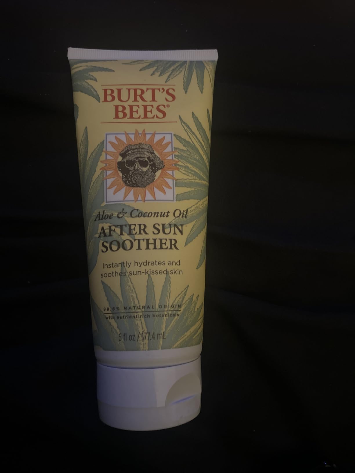 Burt's Bees After Sun Lotion with Hydrating Aloe Vera and Coconut Oil, Replenish and Recondition skin, Sunburn Relief, Natural Origin After Sun Soother, 6 oz. Tube customer photo 1