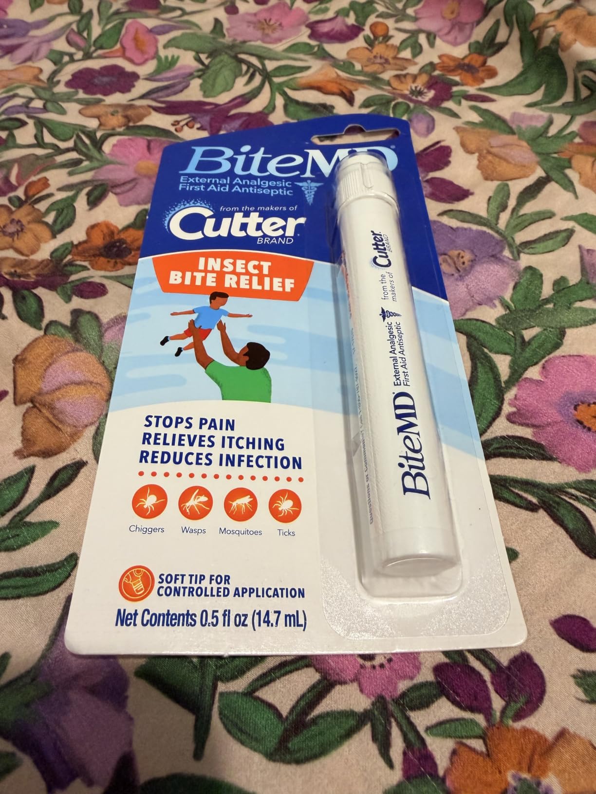 Cutter BiteMD Insect Bite Relief Stick, Analgesic And Antiseptic, 0.5 Fl Oz | Stops Pain & Relieves Itching on Chiggers, Wasps, Mosquitoes, Ticks & More, Reduces Infection, Handy for Hiking & Traveling customer photo 1
