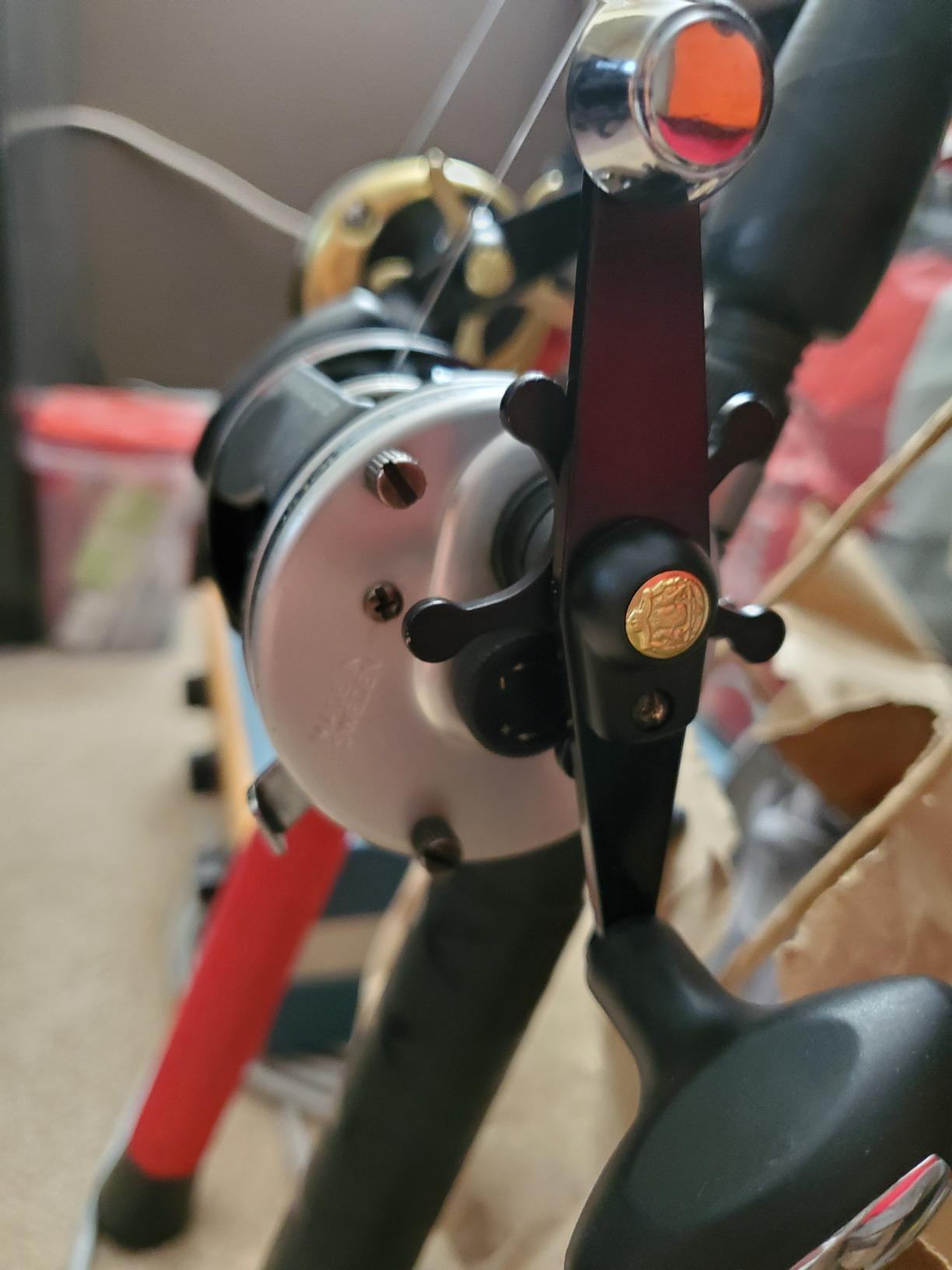 Abu Garcia Ambassadeur Handle Knob Assembly customer photo 1