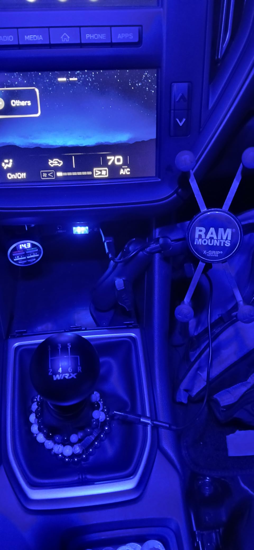 RAM MOUNTS Diamond Ball Base with AMPS Pattern, B Size 1