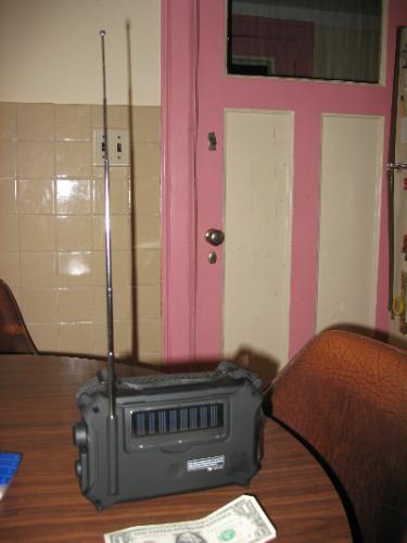 Kaito KA500 5-way Powered Solar Power Dynamo Crank Wind Up Emergency AM/FM/SW/NOAA Weather Alert Radio customer photo 2