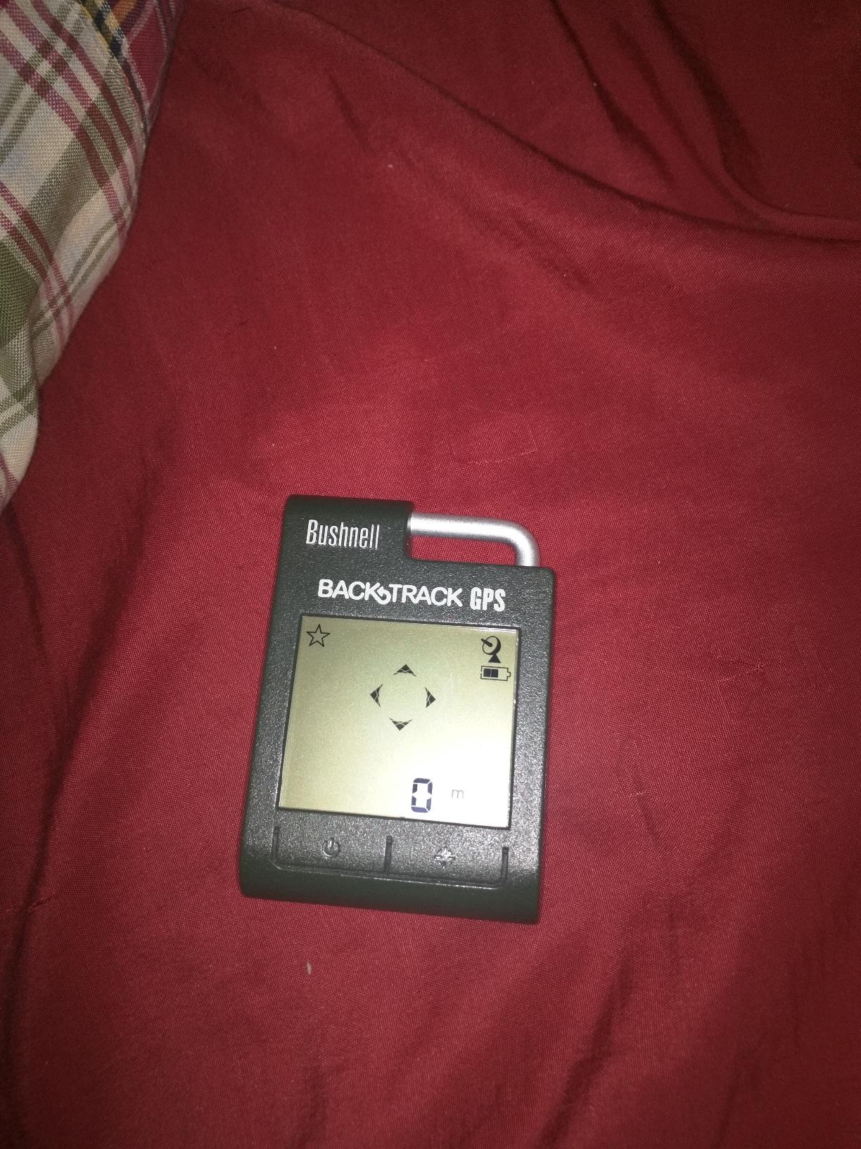 Bushnell Backtrack Point-3 Personal GPS Locator (Gray) customer photo 1