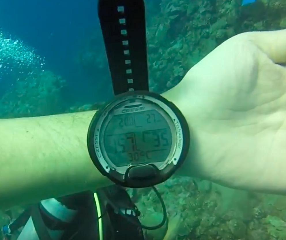CRESSI Leonardo 2.0 Scuba Dive Watch, Air Nitrox Gauge, Black/Blue | Dive Computer, Air Nitrox Gauge Modes, Single-Button Control, Visual & Audible Alarm, USB & Infrared Transfer, Diving Watch customer photo 1