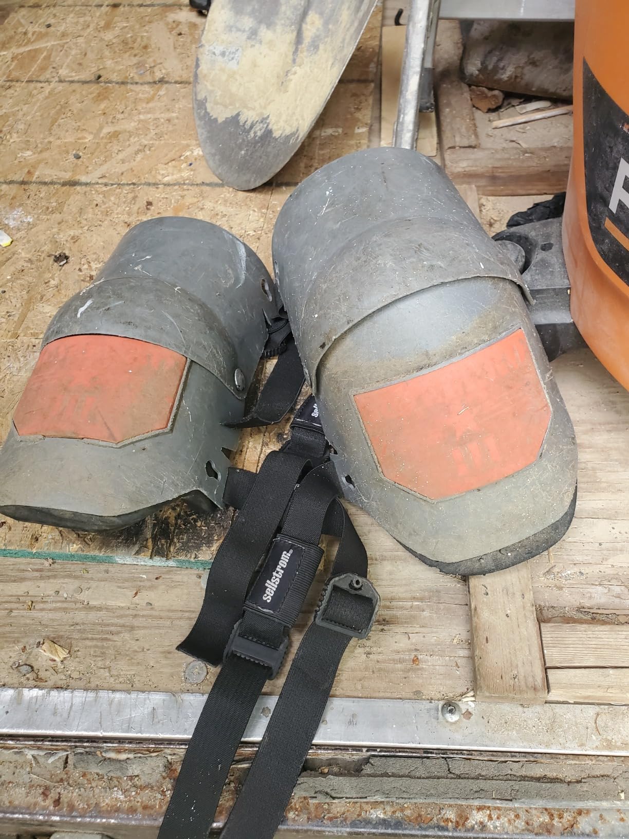 Sellstrom KneePro Professional Construction Kneepads for Work - Men & Women customer photo 1