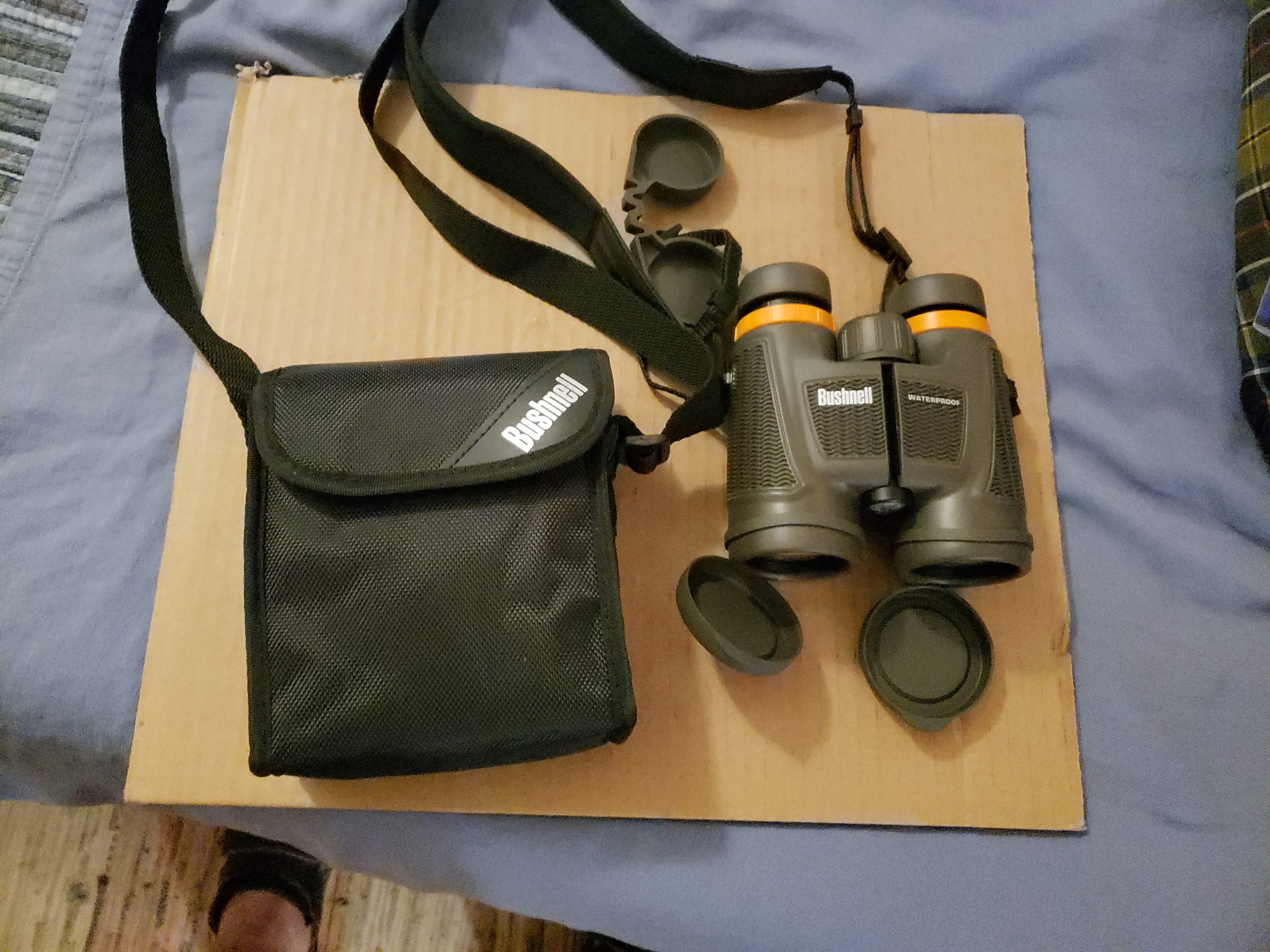 Bushnell H2O Xtreme 10x42 Waterproof Binoculars | Compact, Fully Multi-Coated Lenses, Anti-Fog, Optics for Hunting, Birdwatching, Fishing, Boating & Travel customer photo 2