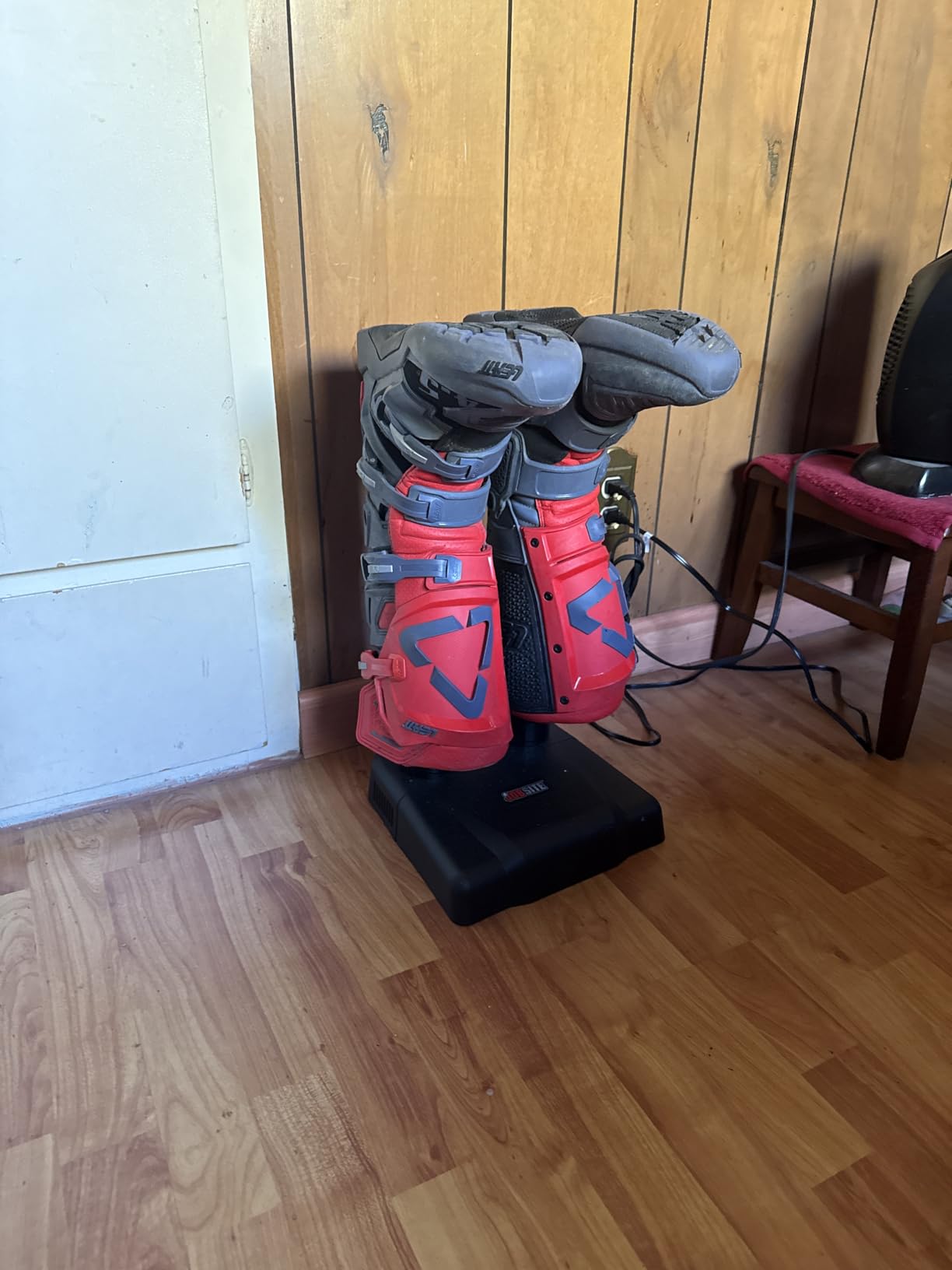 Boot Dryer - Silent Warmer & Deodorizer For Work Boots, Gloves & Shoes - Fanless, 36W customer photo 2