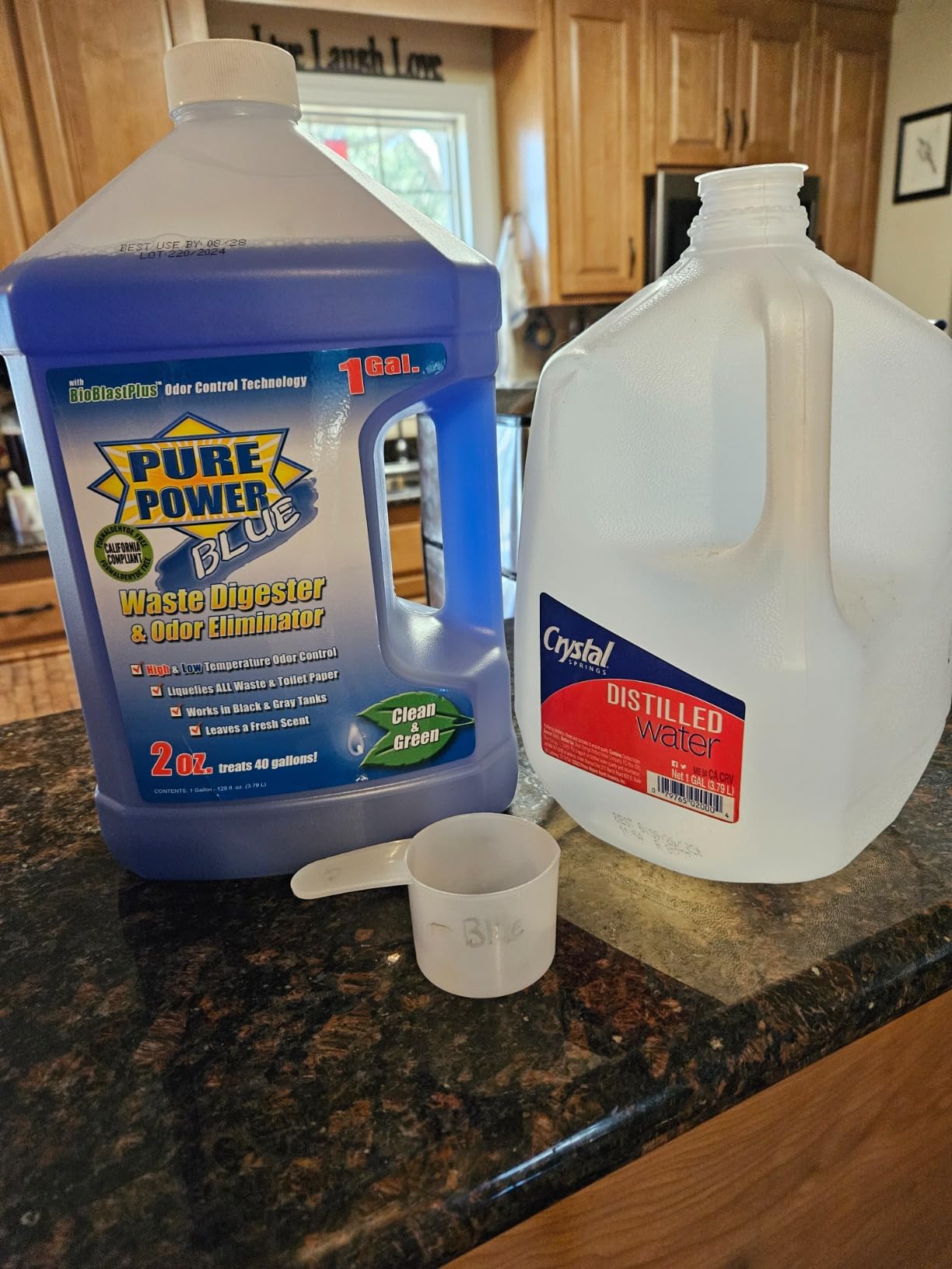 Valterra - V23128 Pure Power Blue Waste Digester and Odor Eliminator - 128-Ounce Bottle customer photo 2