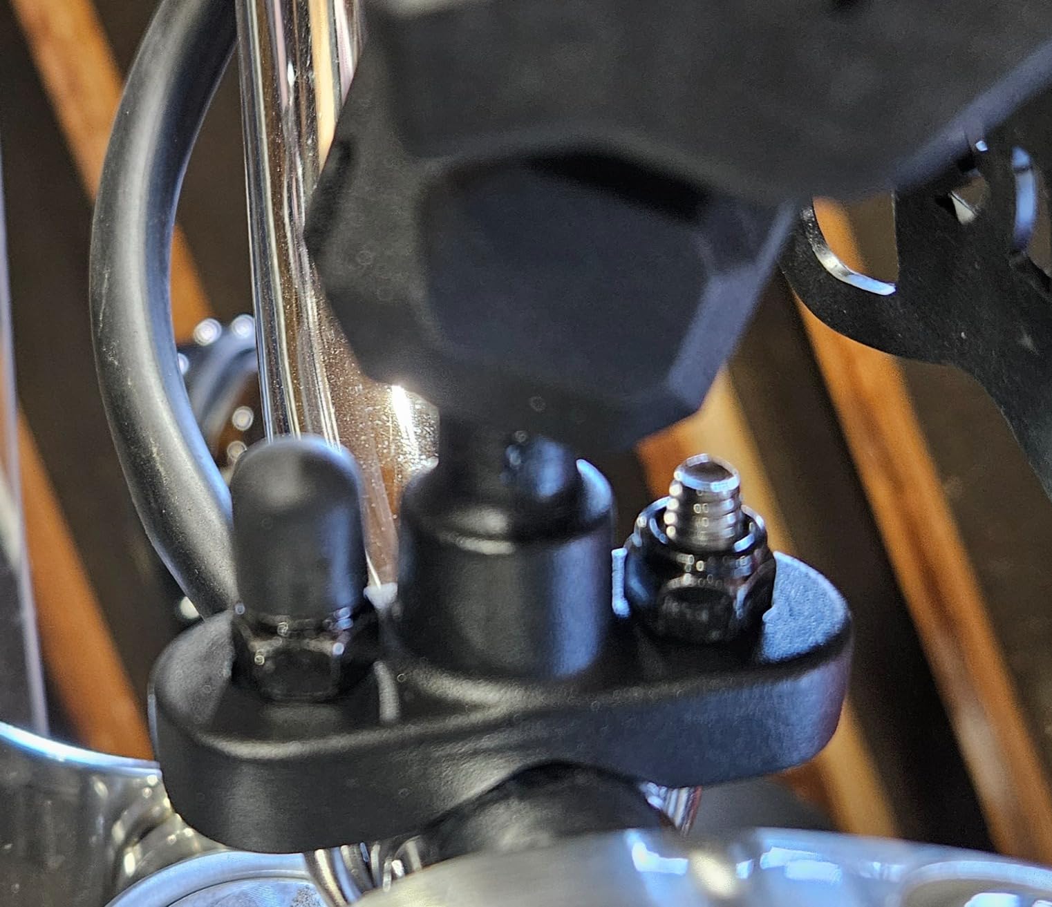 RAM Mounts U-Bolt Handlebar Mount with B Size 1
