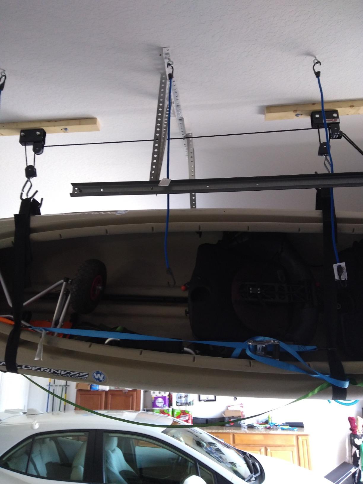 Extreme Max 3004.0204 Kayak/Canoe/Bike/Ladder Hoist & Lift for Storage in Shop or Garage - 120 lb. Capacity, Black customer photo 1