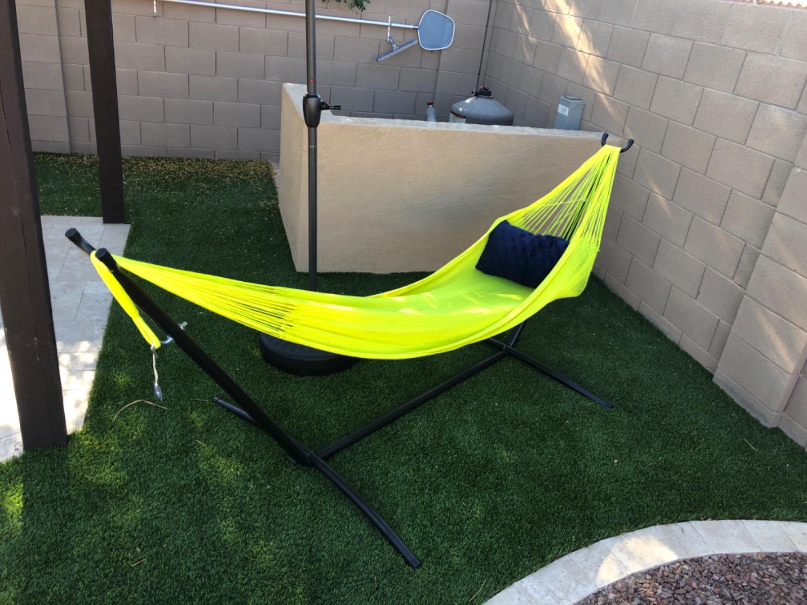 Sunnydaze Brazilian Portable Steel Hammock Stand, Black Finish | 400-Pound Capacity Hammock Hanging Frame, for Outside, Includes a Carrying Case, Powder-Coated Finish customer photo 1