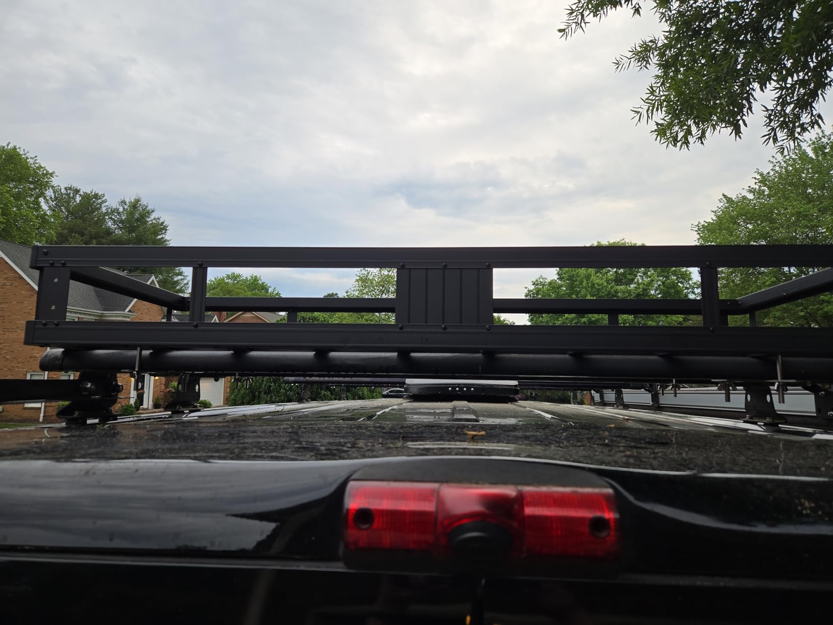 Goplus Hitch Cargo Carrier, Aluminum Hitch Mount Cargo Basket with 500LBS Capacity, Fits 2