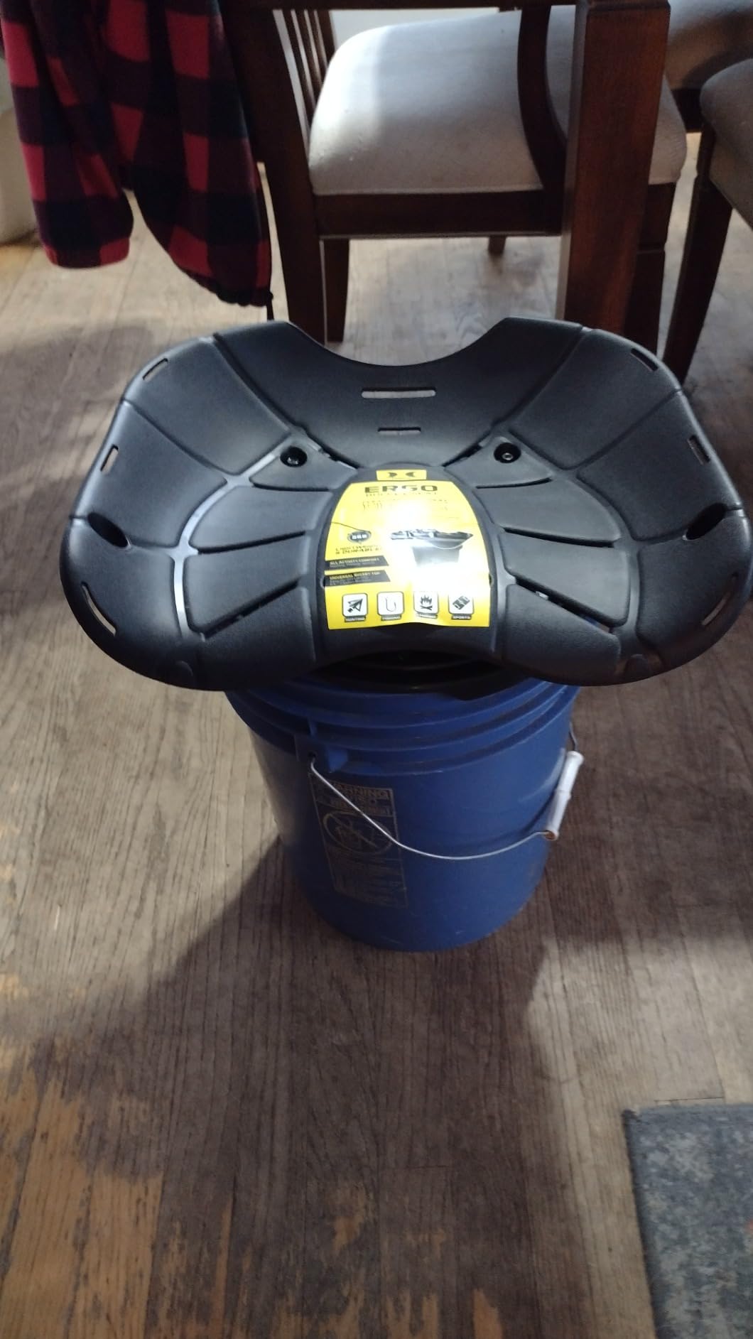 Hawk Ergo 360 Degree Bucket Top Seat - Silent Lightweight Comfortable Swiveling Portable Chair for Camping, Hunting, Fishing | Easily Mounts to Bucket customer photo 1