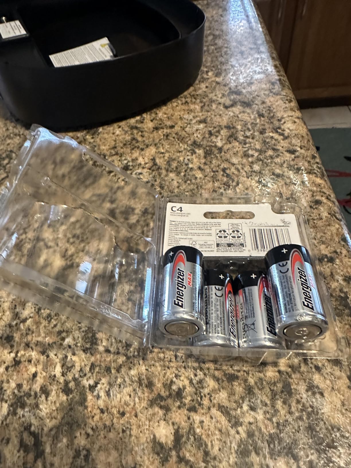 Energizer Ultimate Lithium AAA Batteries (8 Pack) customer photo 2