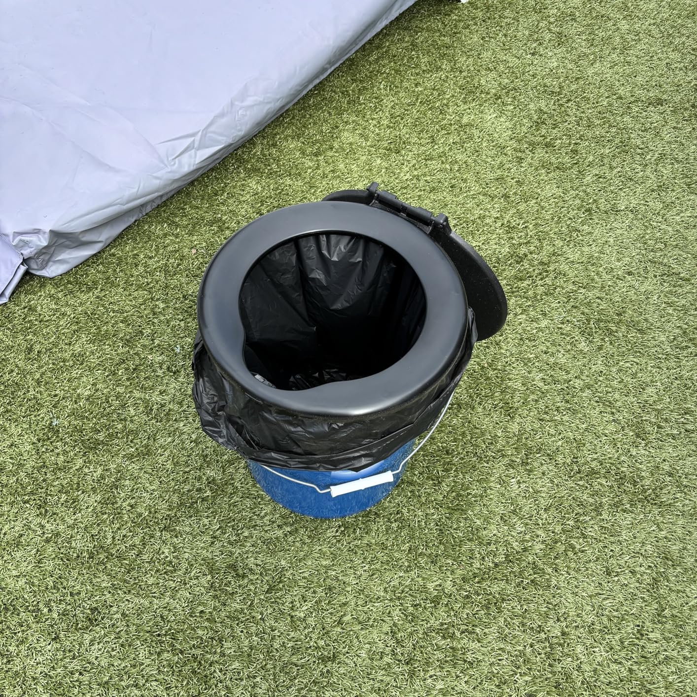 Camco Portable Toilet Bucket with Seat & Lid - 5-Gallon Camping Toilet with Bag Liners & Carry Handle - Lightweight, Easy to Clean, Durable - Ideal for Outdoor, RV, Hunting & Emergency Use (41549) customer photo 1