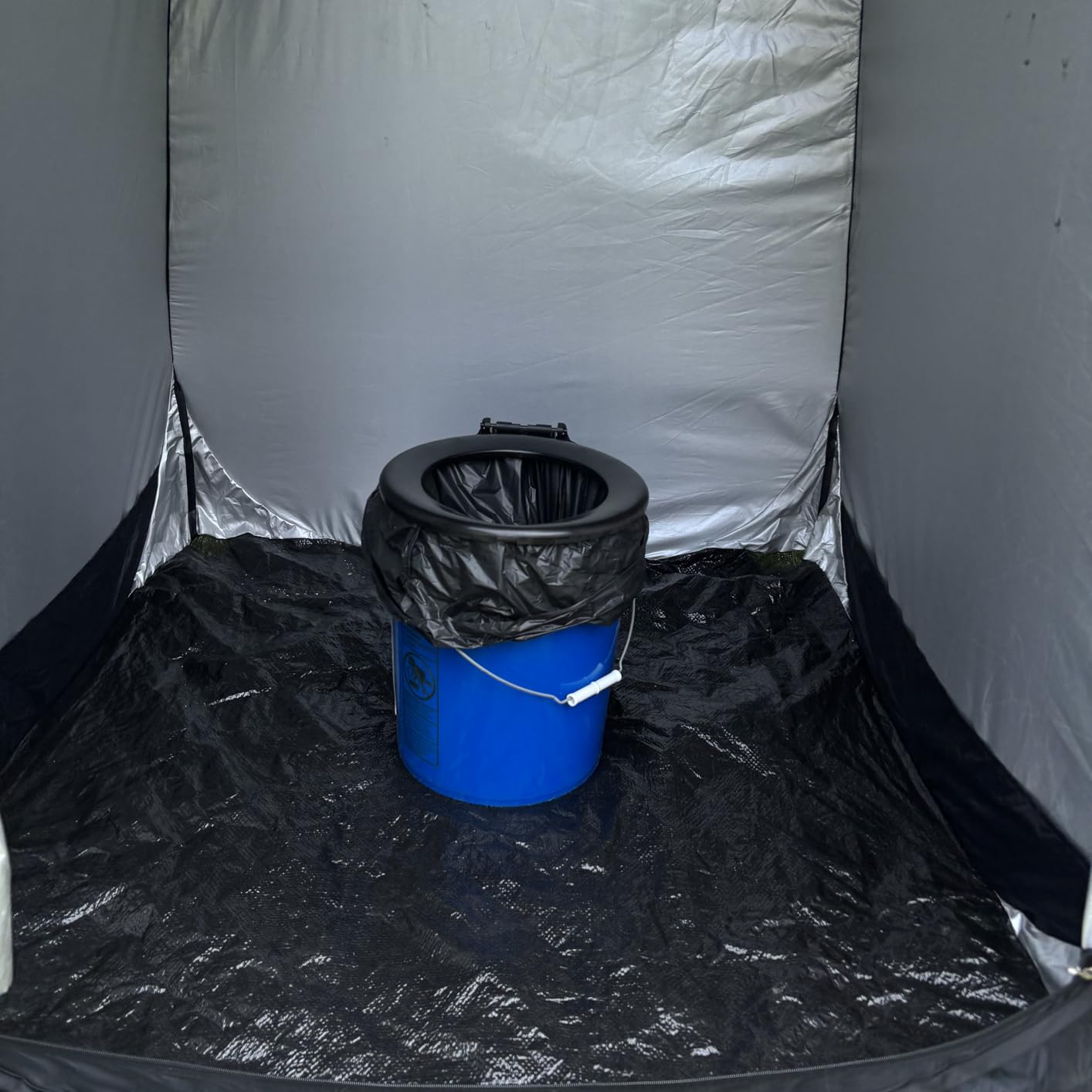 Camco Portable Toilet Bucket with Seat & Lid - 5-Gallon Camping Toilet with Bag Liners & Carry Handle - Lightweight, Easy to Clean, Durable - Ideal for Outdoor, RV, Hunting & Emergency Use (41549) customer photo 2