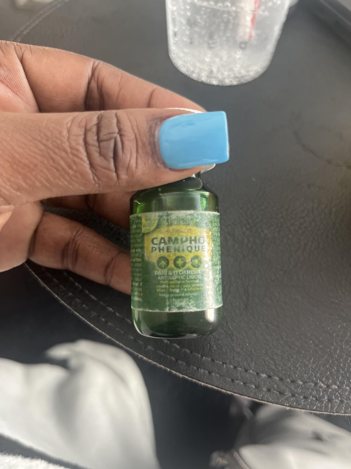 Campho Phenique Maximum Strength Antiseptic Liquid with Aloe, Pain Relief and Anti-Itch Treatment, Instant Relief from Bug Bites, Minor Cuts, and Skin Irritations, Bug Bite Itch Relief, 0.75 oz customer photo 2