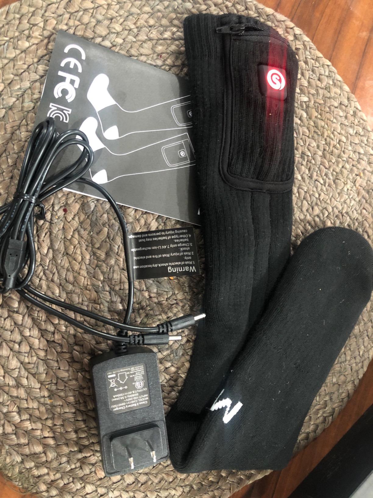 SAVIOR HEAT Heated Socks for Men Women, 150℉ Fast Heating Electric Ski Socks, 7.4V 2200mAh Rechargeable Battery Powered, Carbon Fiber Toe Warmers for Skiing Hunting Fishing Outdoor Work customer photo 1
