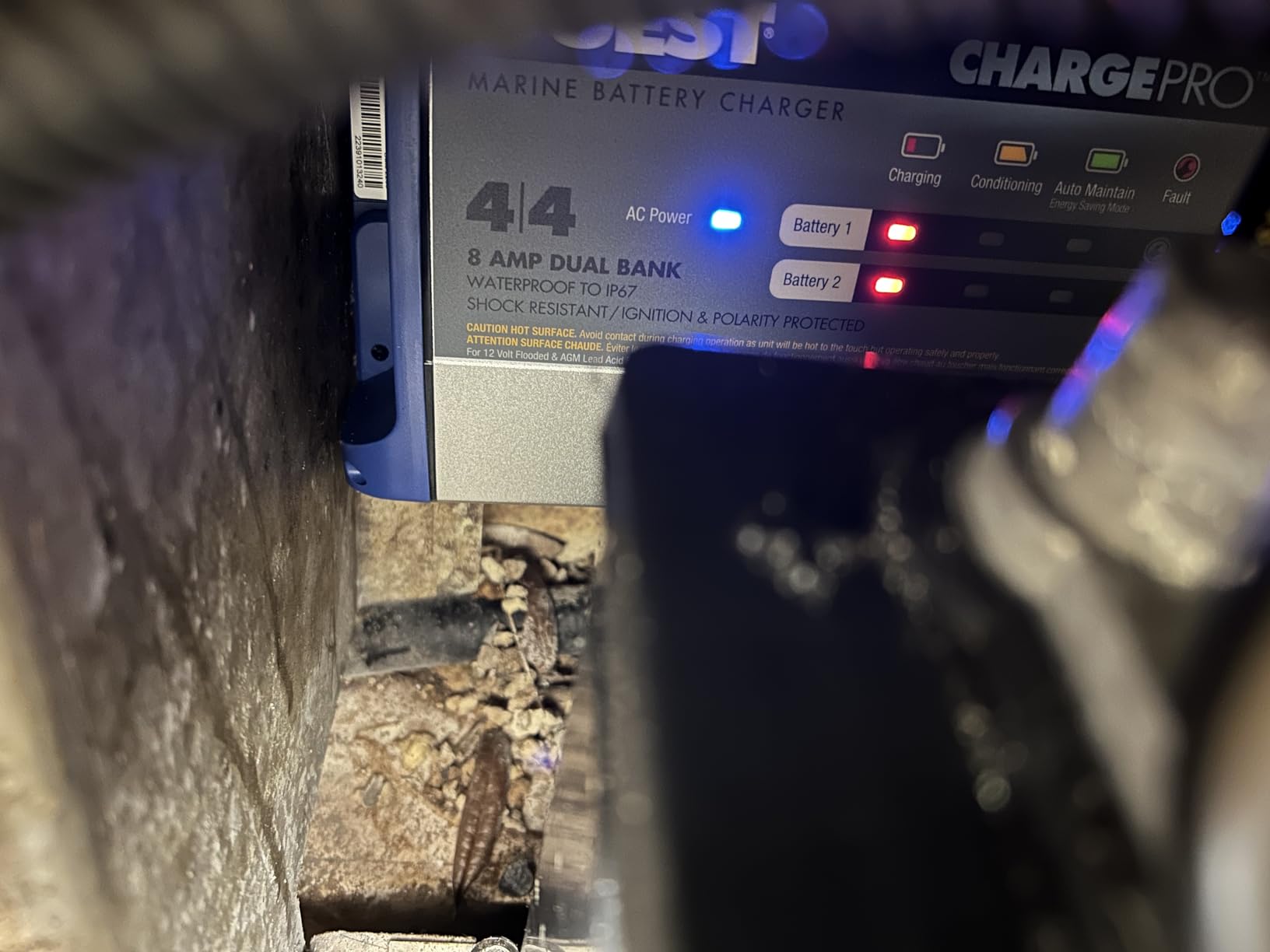 Guest 2707A Guest On-Board Battery Charger 8A / 12V, 2 Bank, 120V Input customer photo 1
