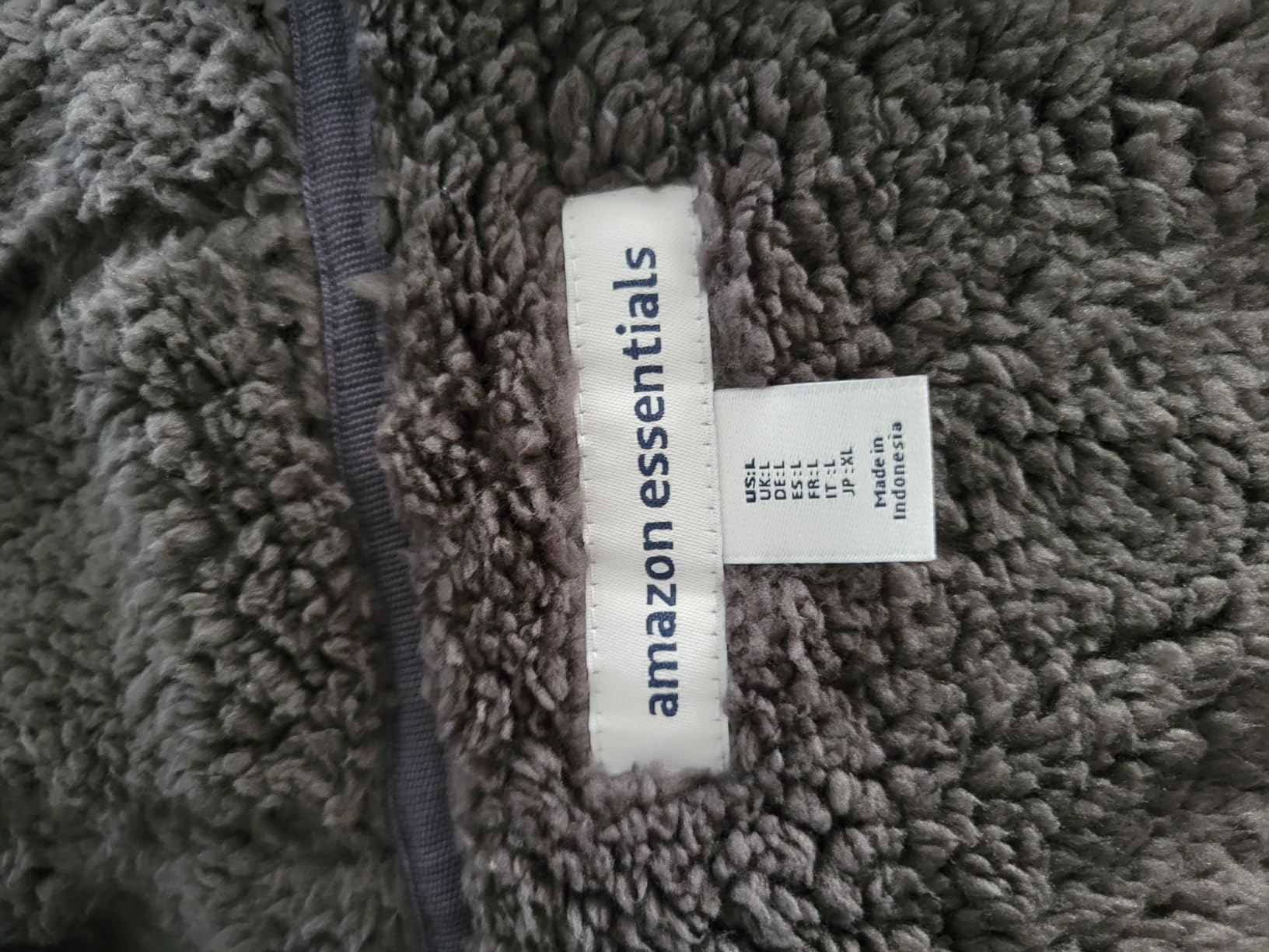 Amazon Essentials Men's Sherpa-Lined Full-Zip Fleece Hoodie Sweatshirt customer photo 2