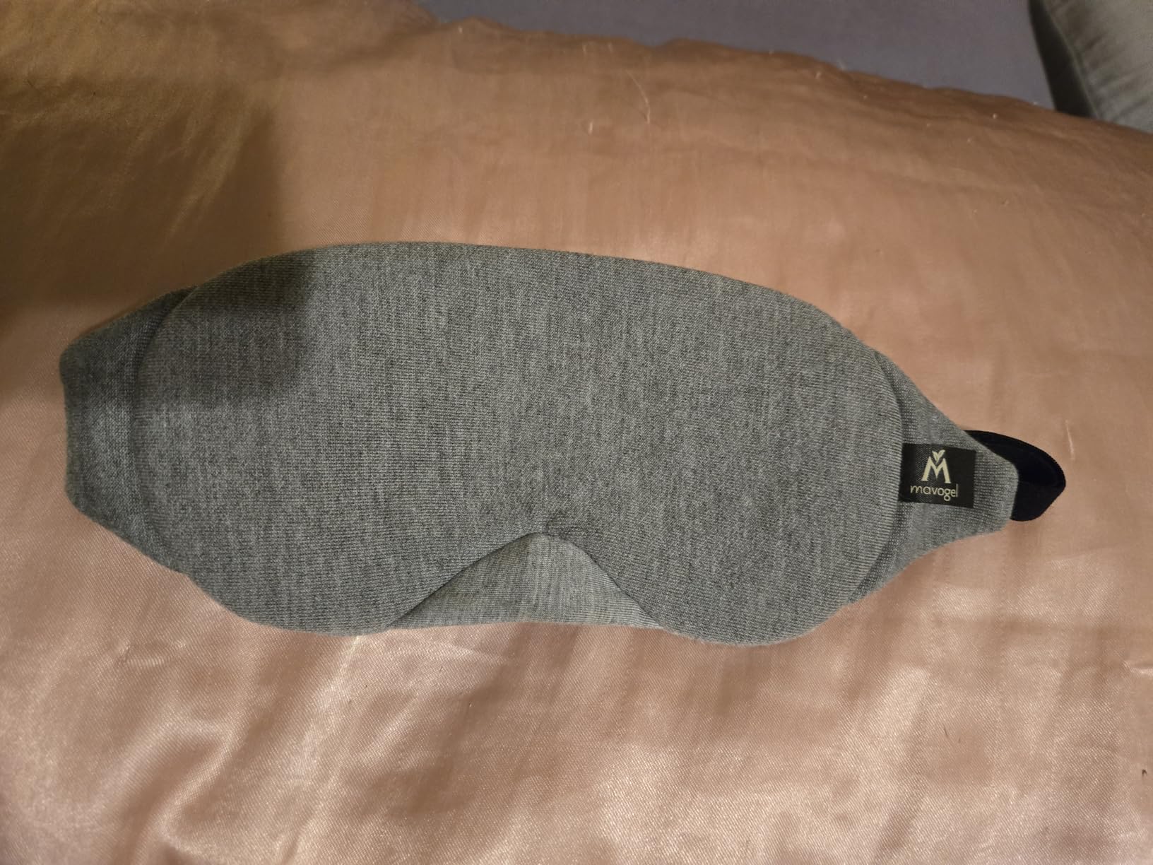 Mavogel Cotton Sleep Eye Mask, Light Blocking with Adjustable Nose Bridge | Updated Design, Soft and Comfortable Night Eye Mask for Men Women, Eye Blinder for Shift Work, Includes Travel Pouch, Black customer photo 2