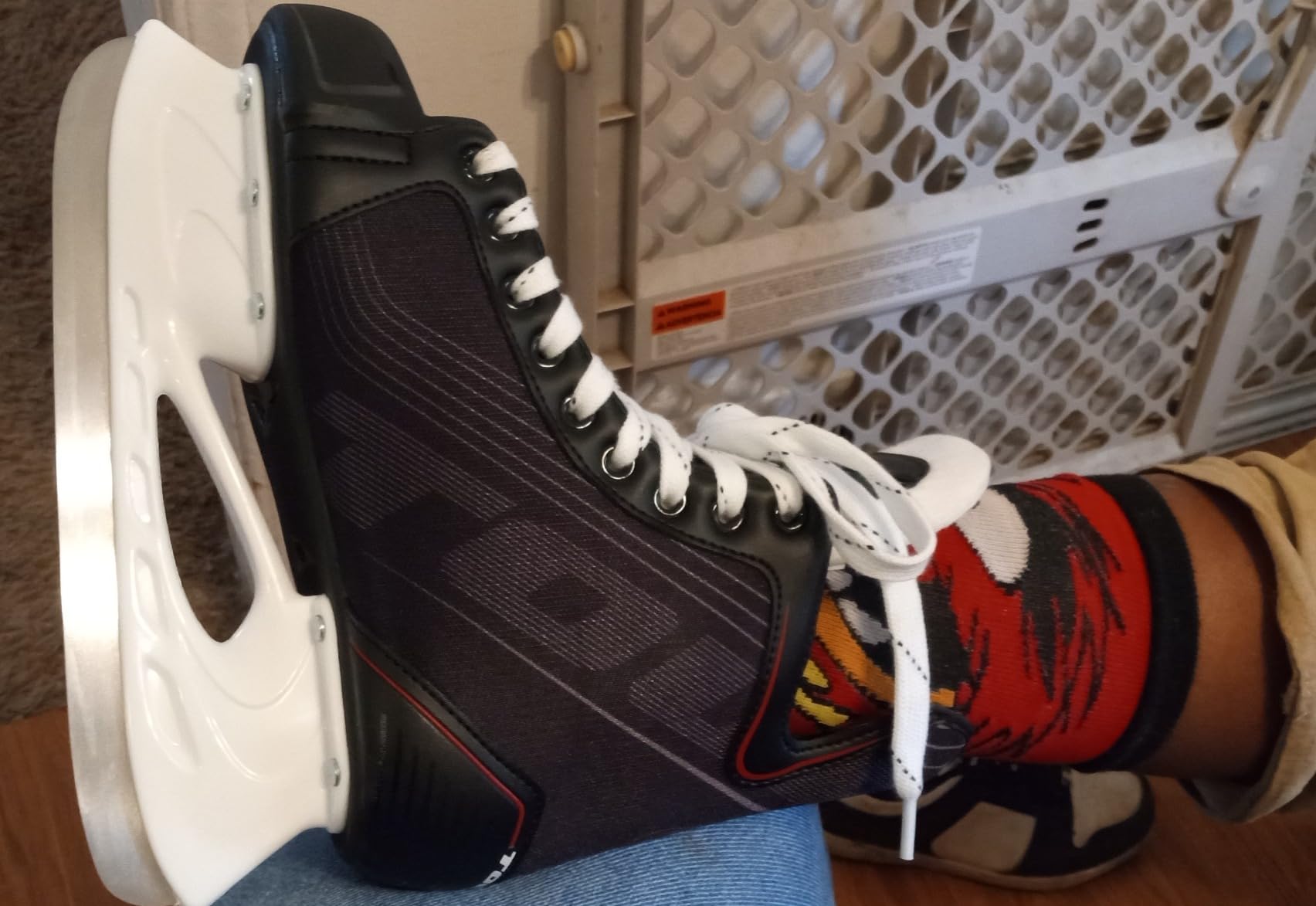 Tour Hockey TR-750 Ice Hockey Skates customer photo 1
