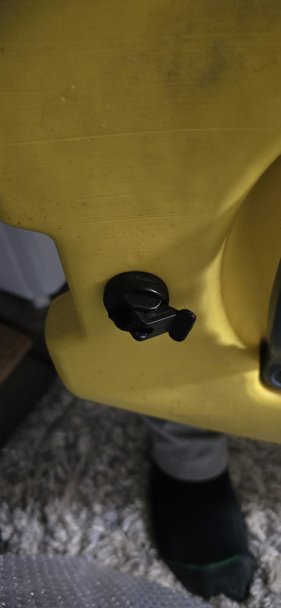 Pelican Boats - PS0145-2 - Kayak Drain Plug with Installation Hardware - 3/4 inch Diameter - Compatible with Most Kayak Brands, Black customer photo 1