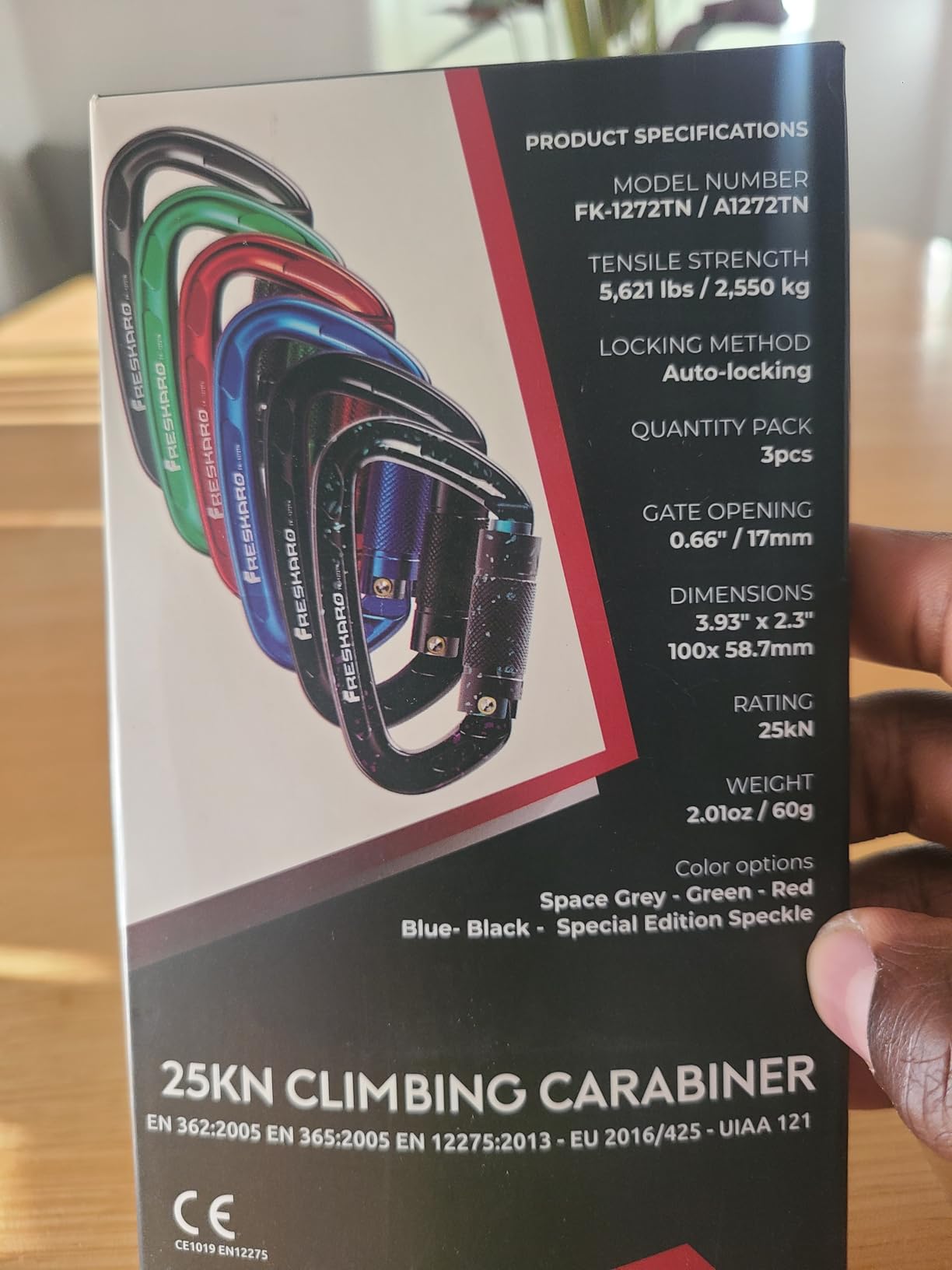 UIAA Certified 25KN Auto Locking Climbing Carabiner Clips, Twist Lock, and Heavy Duty Carabiners for Rock Climbing, Rappelling, and Mountaineering, D Shaped customer photo 1