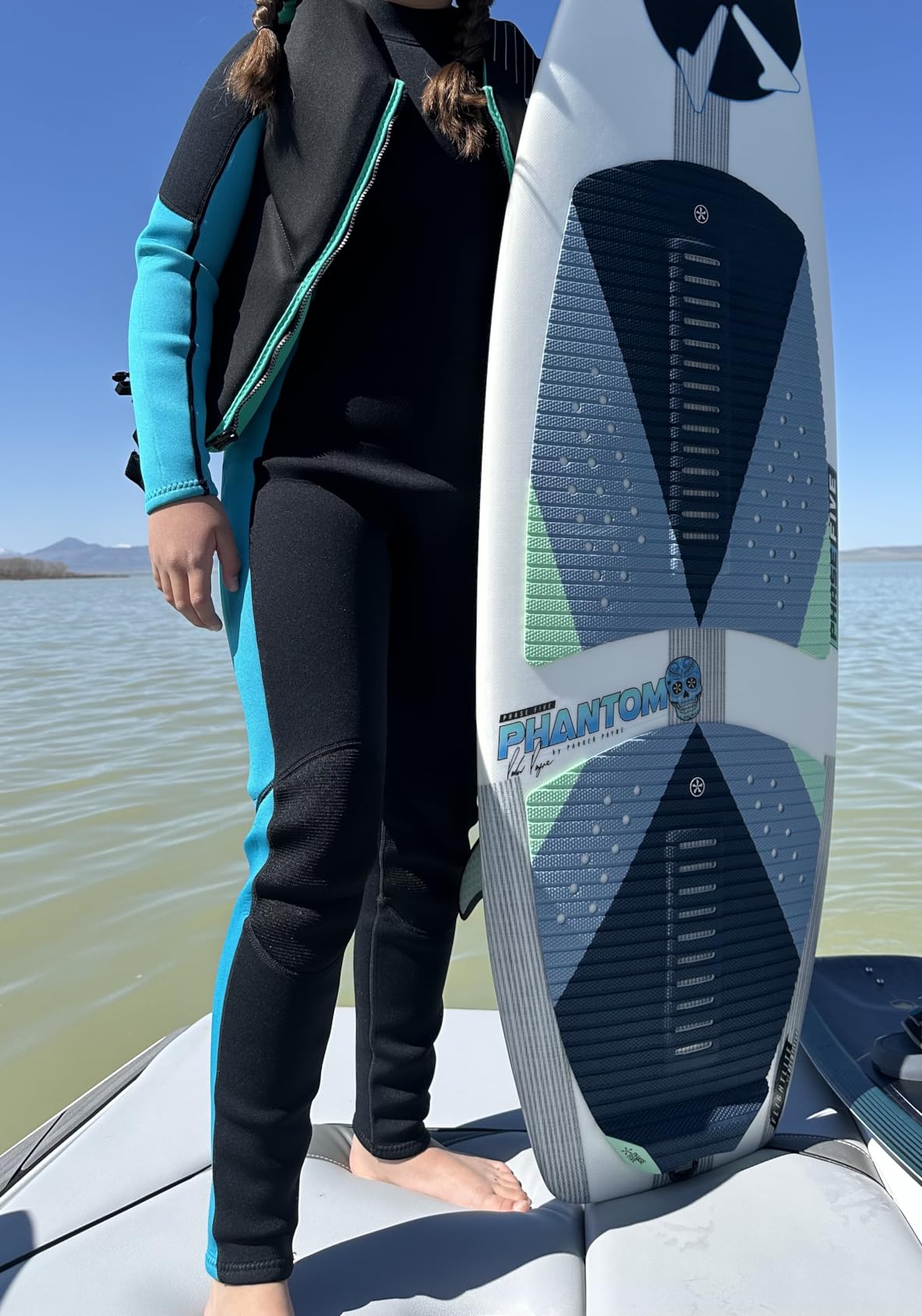 Hevto Kids Wetsuit 3/2mm Neoprene Full Suit Back Zip for Boys Girls | Kids Swimming Wet Suit Full Body, Thermal Keep Warm in Cold Water for Snorkeling, Surfing, Kayaking and SUP customer photo 1
