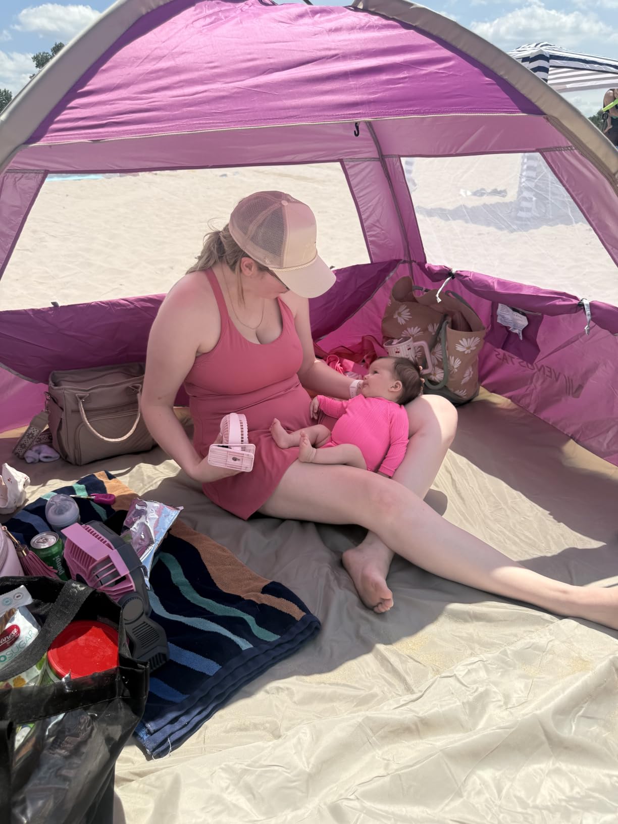 Venustas Beach Tent Sun Shelter for 3/4/6/8 Person, UPF 50+ UV Protection Beach Canopy, Lightweight and Easy Setup Cabana, Portable Shade Tent customer photo 2