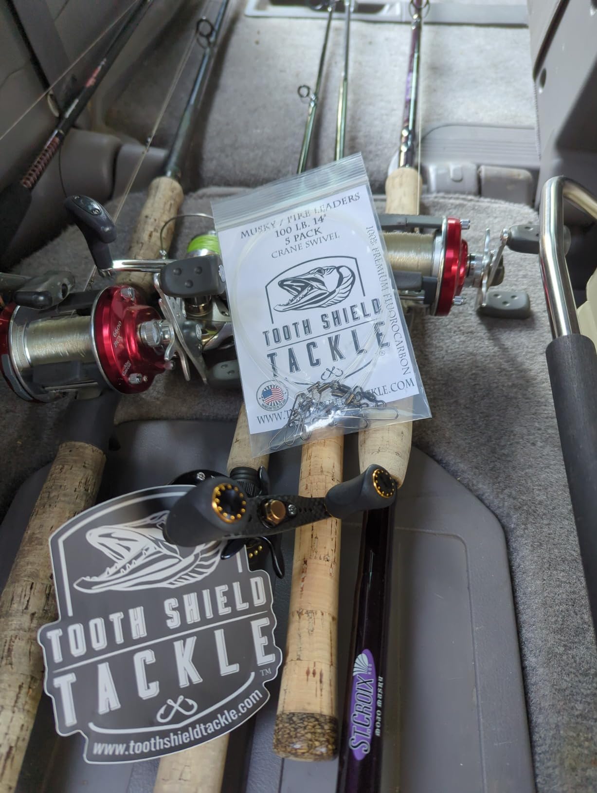 5 Pack 100 lb. Premium Fluorocarbon Tooth Shield Tackle Musky Leaders Muskie Pike Leader (Crane Swivel) customer photo 1