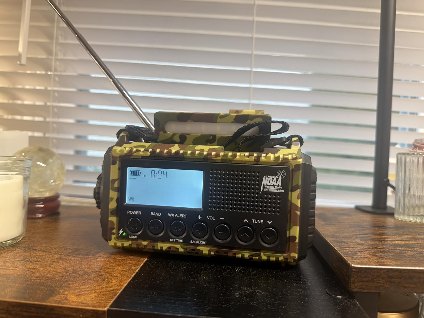 NOAA Weather Radio, Hand Crank Emergency Radio Solar Battery Operated AM FM with AM/FM Shortwave, Flashlight, USB Charger customer photo 1