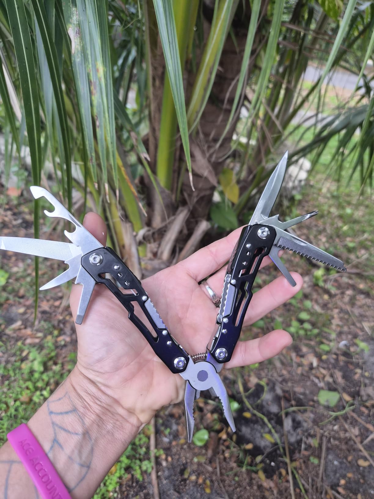 14-In-1 Multitool with Safety Locking, Professional Stainless Steel Multitool Pliers Pocket Knife, Bottle Opener, Screwdriver with Nylon Sheath, Apply to Survival, Camping, Hunting and Hiking 1 Pcs customer photo 1