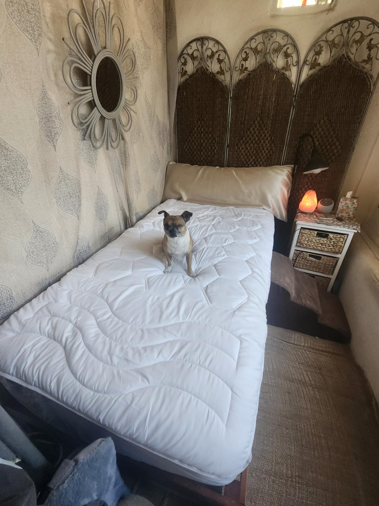 Bedsure RV Short Queen Mattress Pad - Quilted Fitted Mattress Topper Protector with 8-21 Inches Deep Pocket, Noiseless Bed Cover Padded for Camper and Motorhome, Machine Washable, White, 60x75 Inches customer photo 1