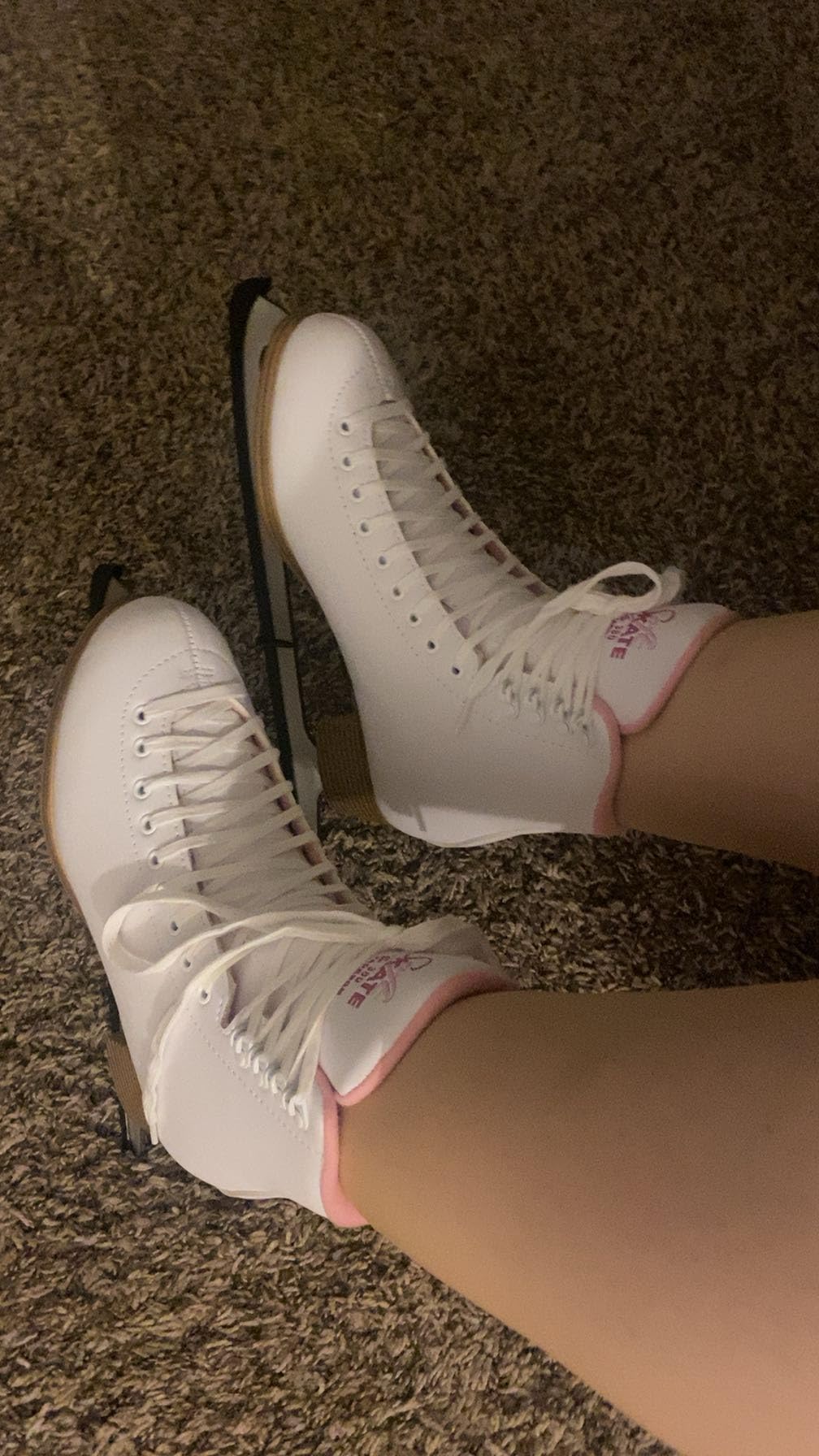 Jackson Ultima SoftSkate 380 Womens Ice Skates for Women/Kids | Comfortable Figure Skates for Ice Skating & Recreational Figure Skating, Ice Skates for Kids/Toddler Ice Skates-Medium Width customer photo 1